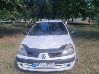 Renault Clio Symbol foto 4