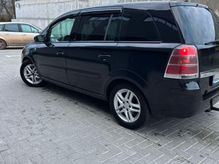 Opel Zafira foto 3