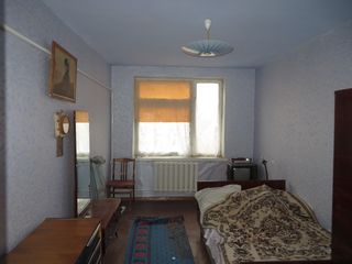 Чадыр-Лунга - продается 3-хкомнатная квартира на 3 этаже foto 4