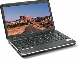 Fujitsu Lifebook 15,6/ intel i3 3110m processor - 2.4 GHz, 4 гб ram,500 hdd,intel hd 4000,1500 lei