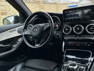 Mercedes GLC foto 7