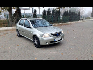 Dacia Logan foto 7