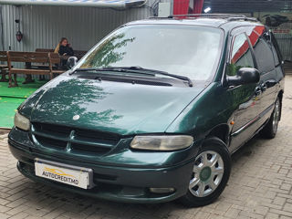 Chrysler Voyager foto 14