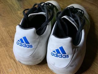 Vând boots Adidas ace 16.2 mărimea UK-11 foto 2