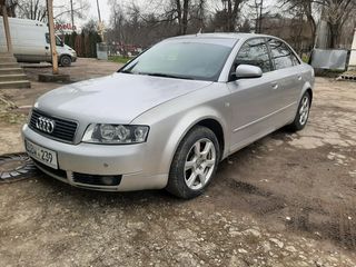 Audi A4 foto 1