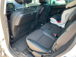 Renault Grand Scenic foto 9