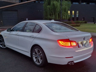 BMW 5 Series foto 2