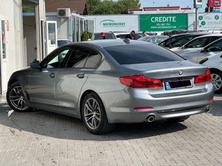 BMW 5 Series foto 4