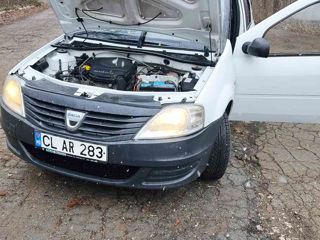 Dacia Logan foto 4