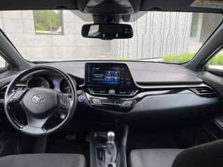 Toyota C-HR foto 7