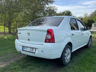 Dacia Logan foto 6