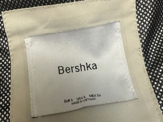 Пуховик Bershka foto 3