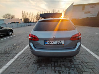 Peugeot 308 foto 3