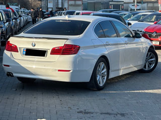 BMW 5 Series foto 3