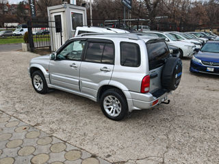 Suzuki Vitara foto 8