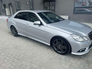 Mercedes E-Class foto 3