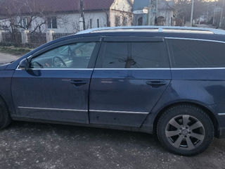 Volkswagen Passat foto 2