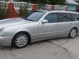 Mercedes E Class foto 1