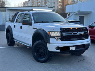 Ford F-150 foto 1