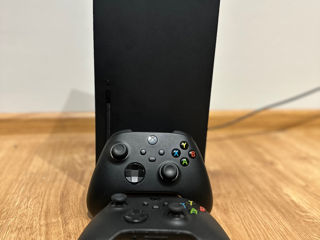 Xbox X Series 1TB + 2 joystickuri foto 2