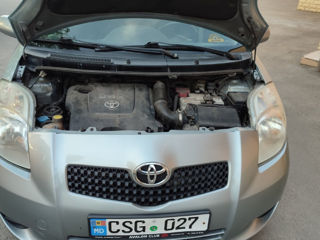 Toyota Yaris foto 6