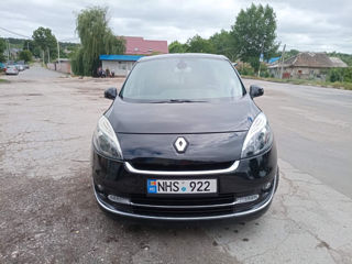 Renault Grand Scenic foto 3