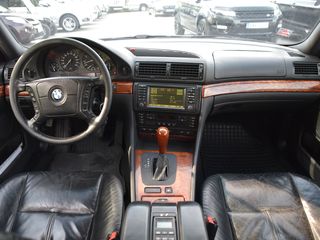 BMW 7 Series foto 5