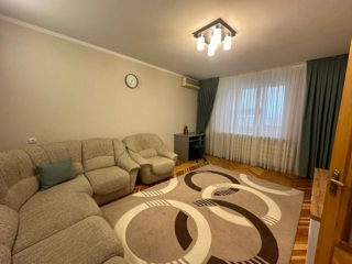 Apartament cu 3 camere, 77 m², Botanica, Chișinău foto 2