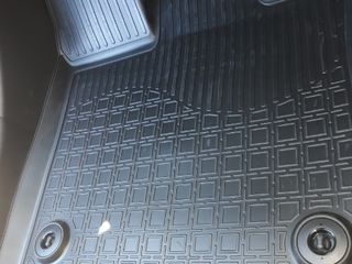 Covorase auto Toyota RAV4 total  коврики в машину  din poliuretan  interilor + portbagaj  Unidec. foto 2