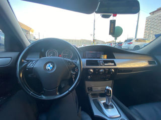 BMW 5 Series foto 8