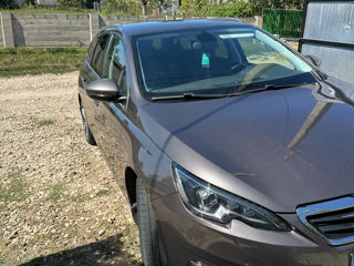 Peugeot 308 foto 2