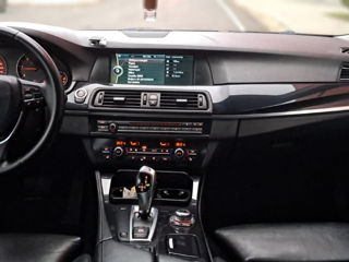 BMW 5 Series foto 2