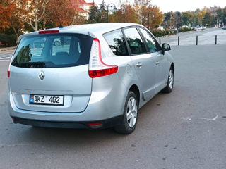 Renault Grand Scenic foto 3