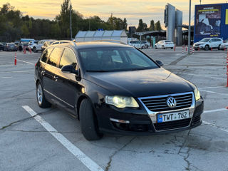 Volkswagen Passat foto 2