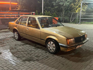 Opel Rekord foto 5