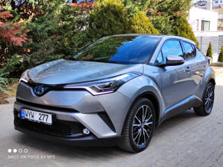 Toyota C-HR foto 1