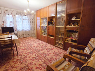 Apartament cu 3 camere, 70 m², Botanica, Chișinău