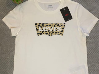 Original! Tricou Levis сu leopard print! Новая Футболка Levis с леопардовым принтом! S, M.