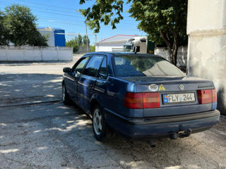 Volkswagen Passat foto 3