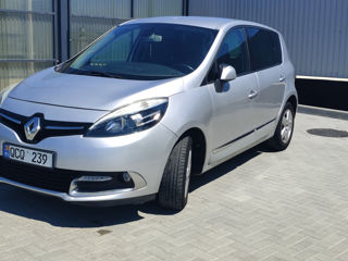 Renault Scenic foto 2