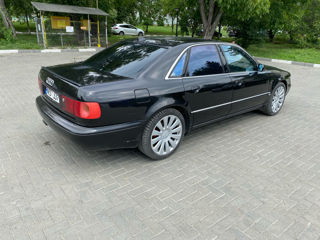 Audi A8 foto 7