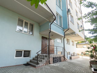 Apartament cu 2 camere, 70 m², Centru, Chișinău foto 18