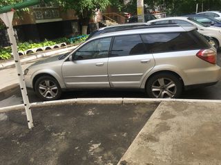 Subaru Outback foto 4