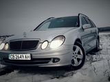 Mercedes E Class foto 4