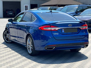 Ford Fusion foto 3