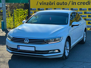 Volkswagen Passat foto 3