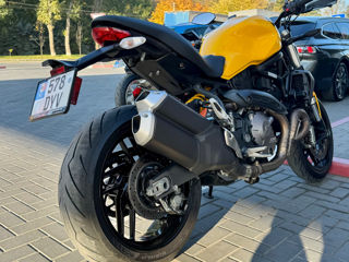 Ducati Monster 821 foto 4