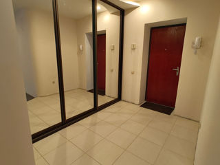 Apartament cu 2 camere, 58 m², Centru, Chișinău foto 4