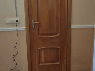 Продам деревянные межкомнатные двери, комод и стол в хорошем состоянии. foto 2