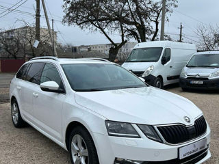 Skoda Octavia foto 3